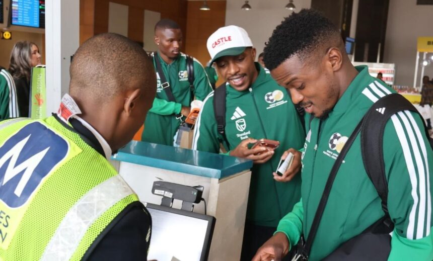 Sudáfrica llega a México tras un retraso debido a problemas de visados. Todo está listo para su concentración.