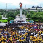 El 55 aniversario de la UANL reafirma su compromiso con la autonomía y el progreso institucional en educación superior.