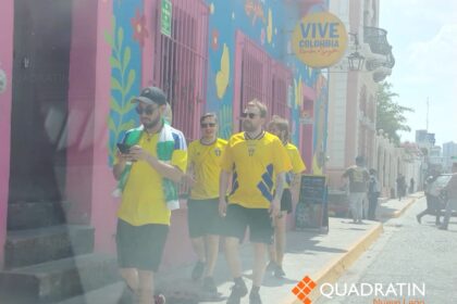 Los aficionados suecos han invadido el Barrio Antiguo disfrutando de la cultura local antes del partido contra Túnez.
