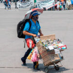 Con 622 mil nuevos empleos en México, la informalidad laboral alcanza un alarmante 54.8%. Descubre más sobre esta situación.
