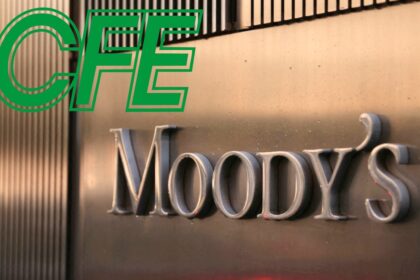 La agencia calificadora Moody's ha ajustado las calificaciones de CFE y ocho instituciones financieras, generando inquietud en el sector.