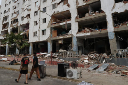 La devastadora secuela del doble terremoto en Venezuela deja miles de muertos y personas en campamentos temporales. Conoce los detalles.