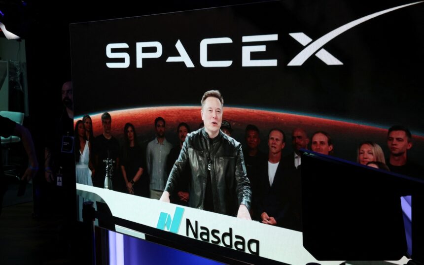 La corrida bursátil de SpaceX tiene como meta alcanzar 75.000 millones de dólares, un hito sin precedentes.