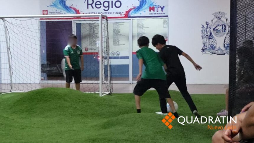 Los niños viven la emoción del Mundial en una cancha inclusiva, donde el deporte promueve la unión y la diversión.