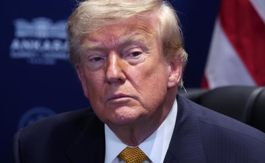 Donald Trump pone fin al alto al fuego con Irán y advierte sobre un nuevo ataque inminente tras sus críticas a las negociaciones.