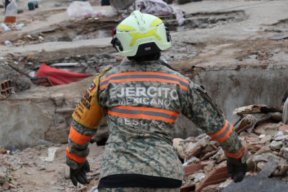 México expande su labor humanitaria en Venezuela, rescatando vidas y recuperando cuerpos con notable esfuerzo logístico.